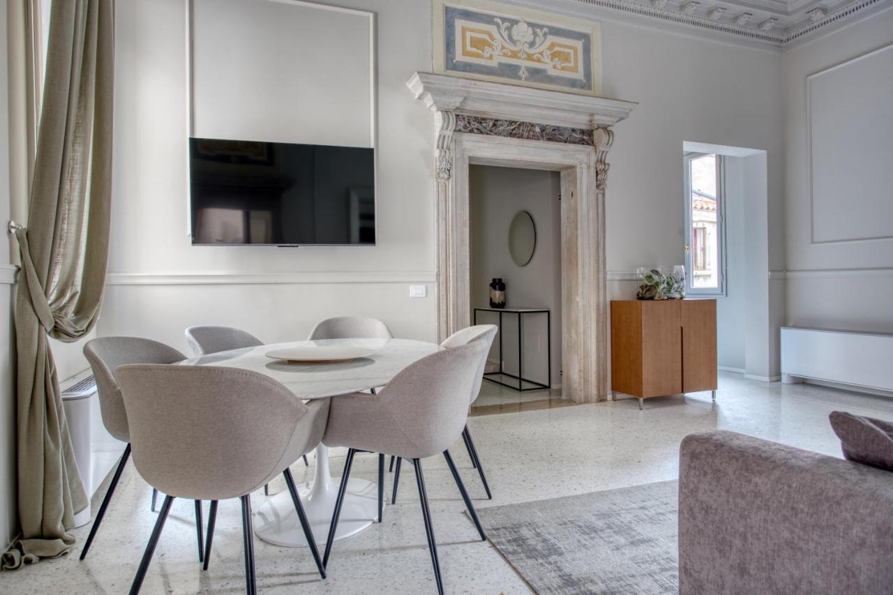 Palazzo Bonvicini 10 * Venedig